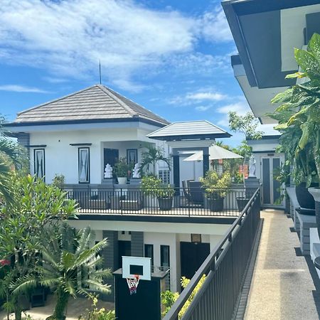 Villa Rumah Putih Abu Abu Senggigi Εξωτερικό φωτογραφία